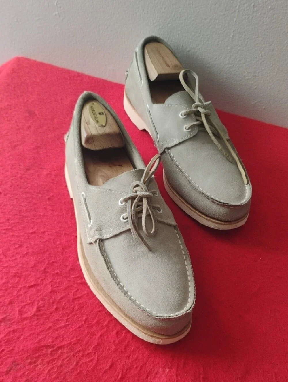 Men's Suede Lace-Up Boat Shoes in Light Gray